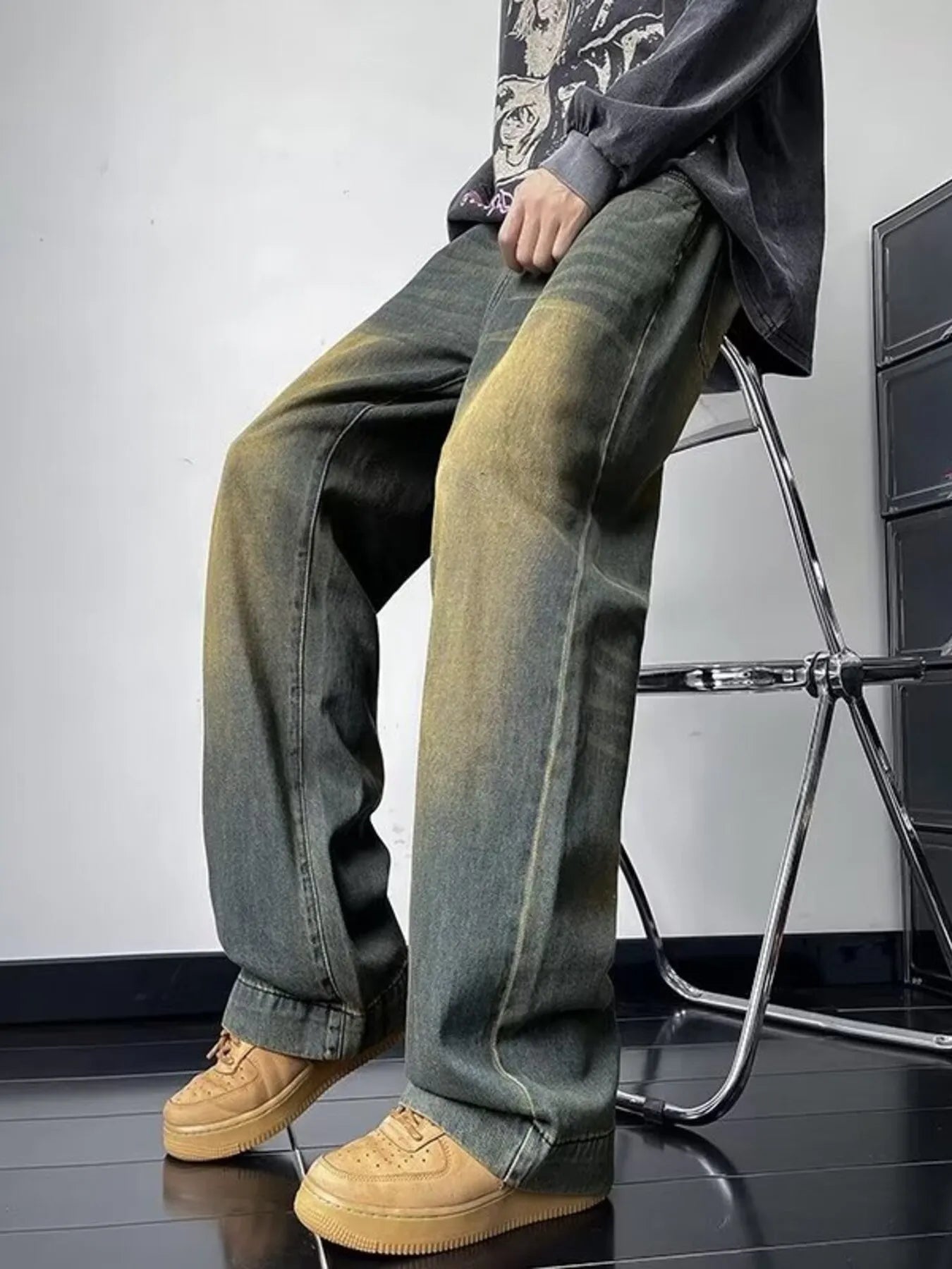Men's Vintage Wash Loose Fit Jeans