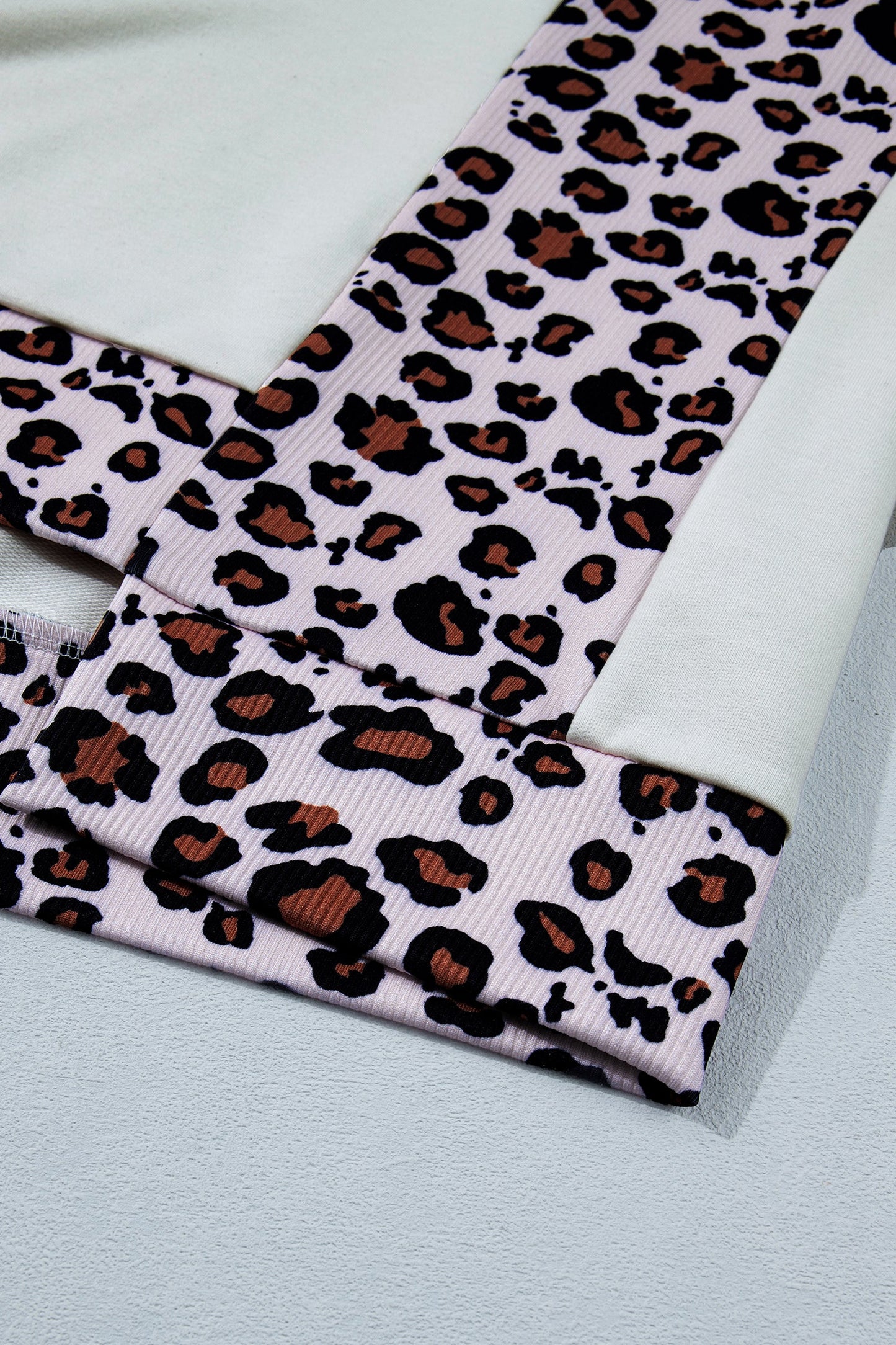 White Ribbed Leopard Patchwork Uneven Hem T Shirt