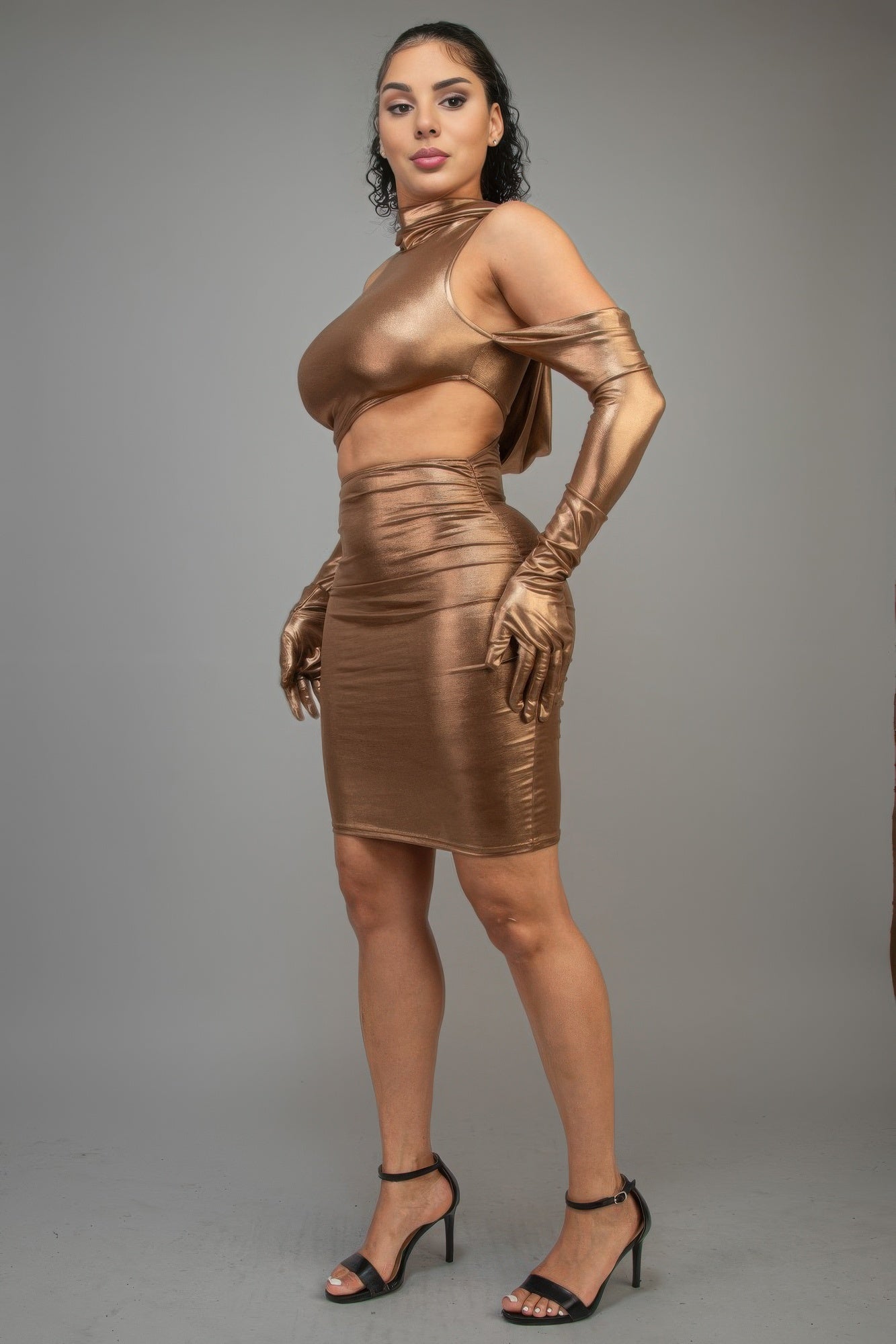 Short Dress With Gloves &amp; Hoodie
