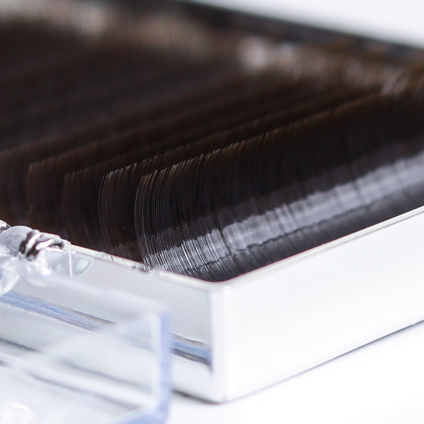 Brown Eyelash Extensions - 20 Line Mix