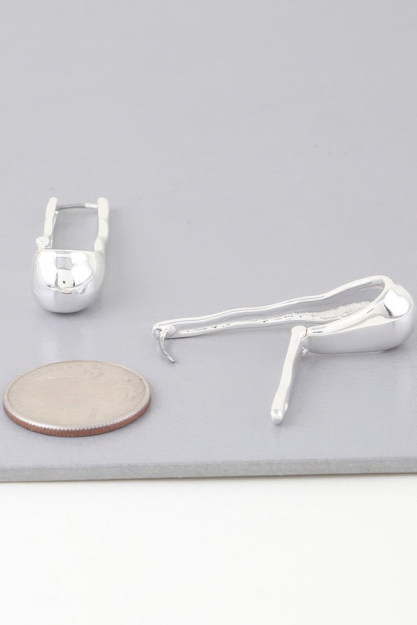 Shiny Melt Hoop Earrings