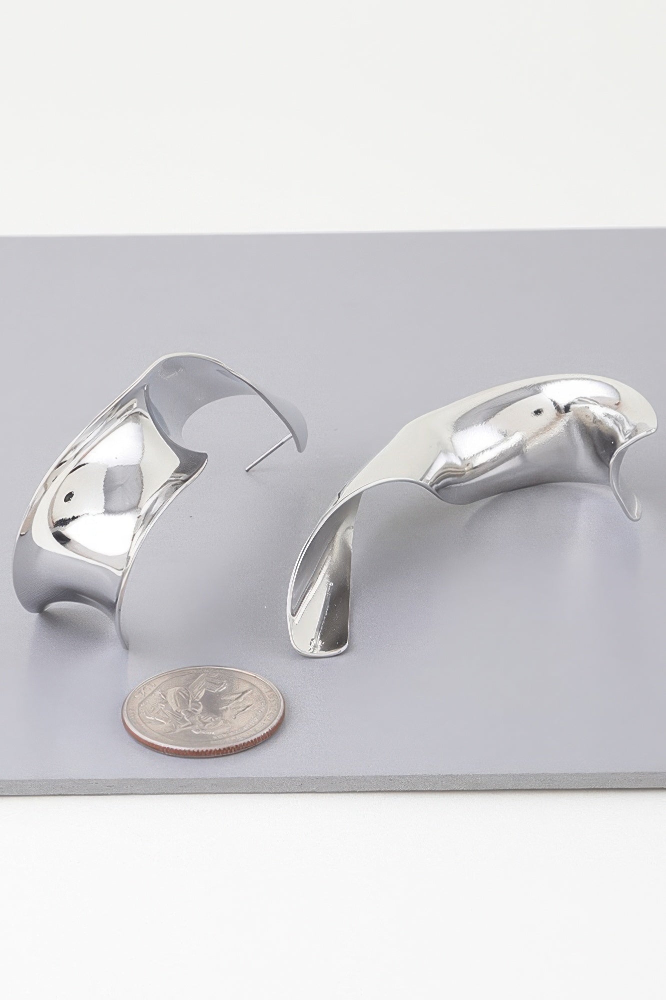 Abstract Shiny Twisted Plate Earrings