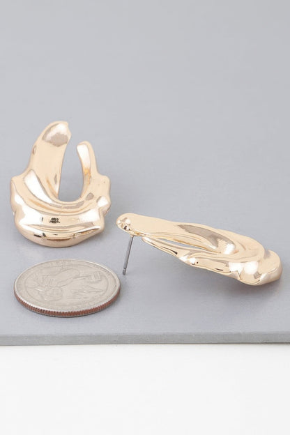 Shiny Ripple Drop Earrings