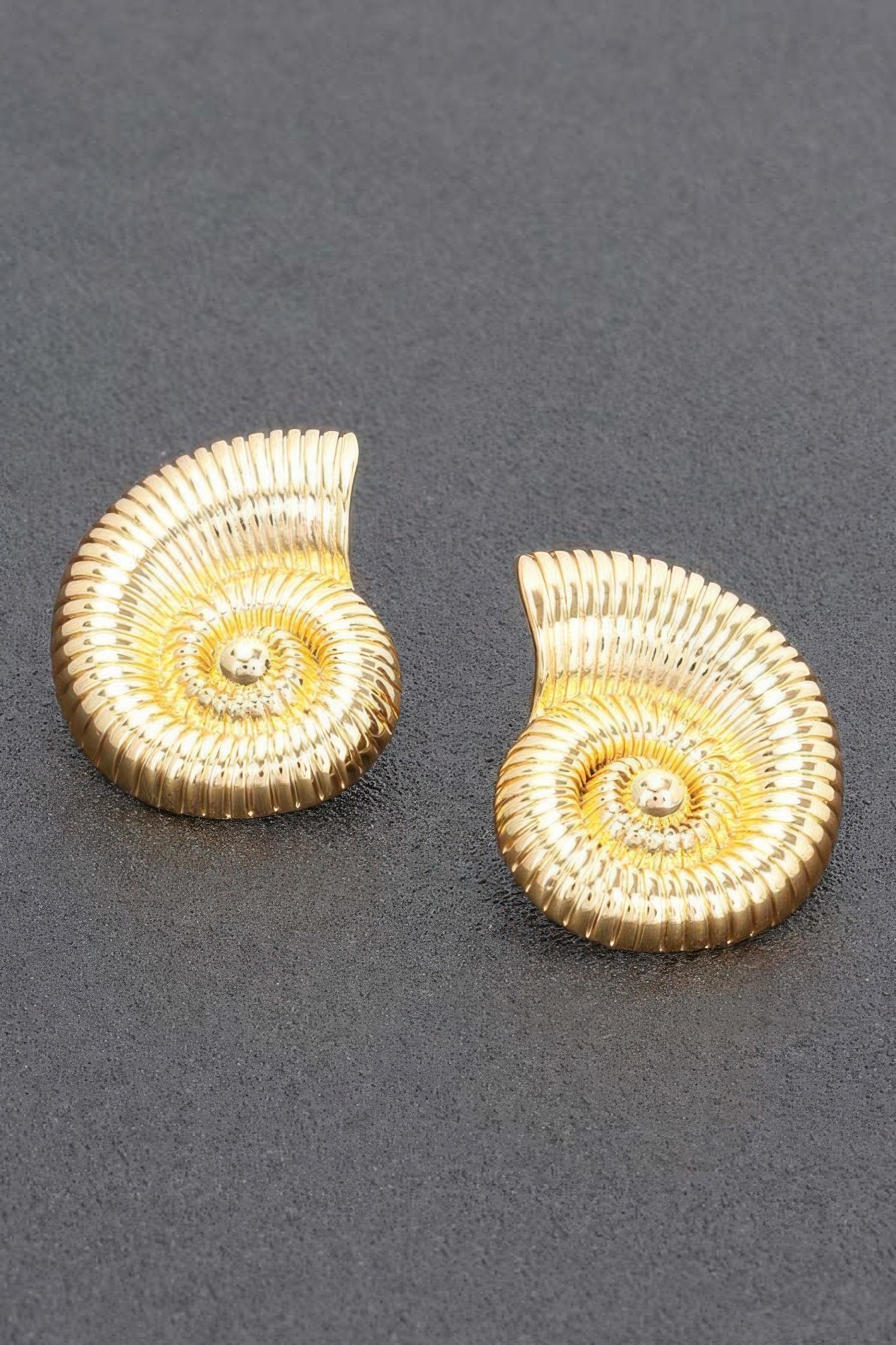 Metal Gold Dip Earring