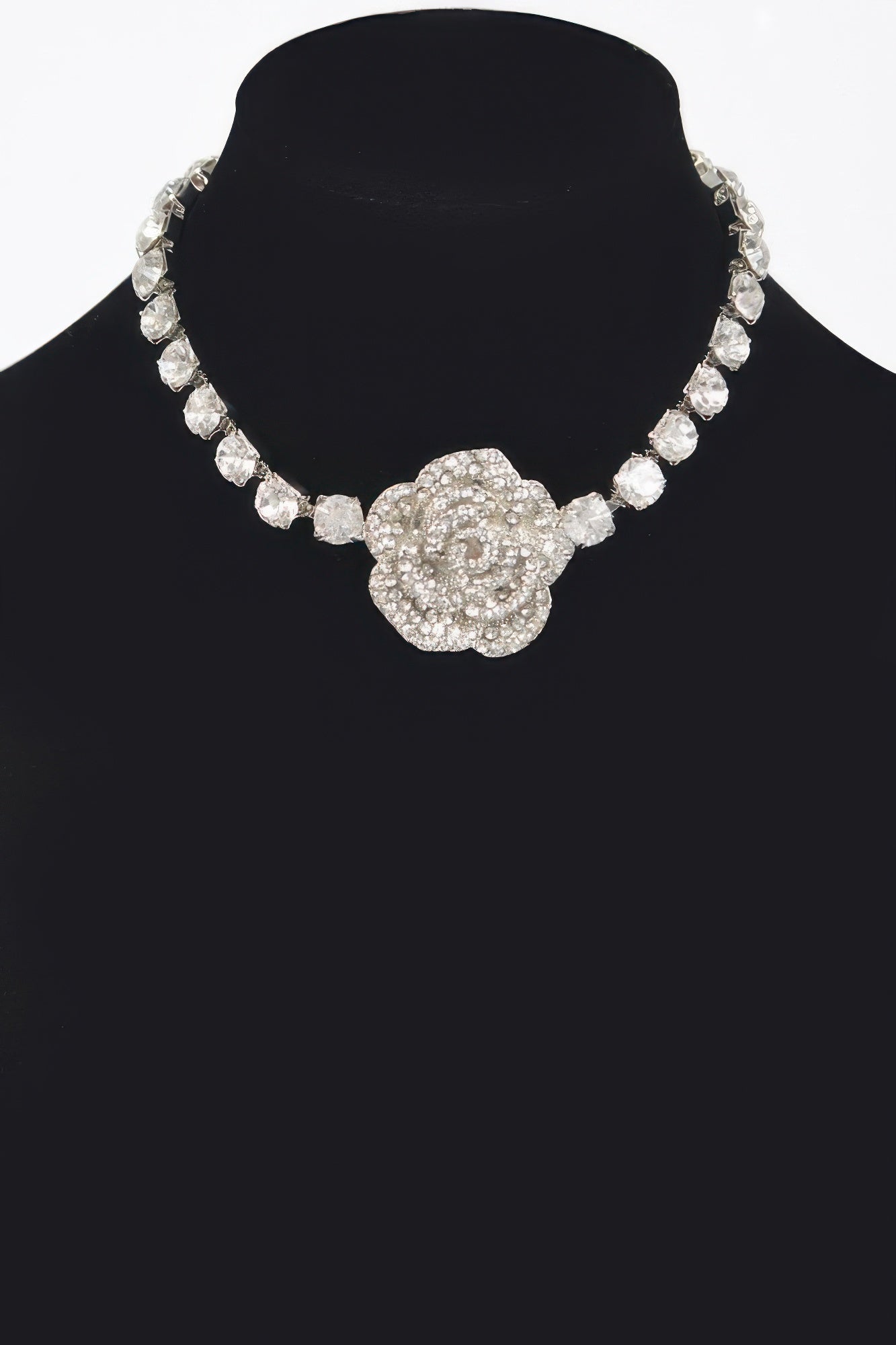 Rhinestone Flower Choker