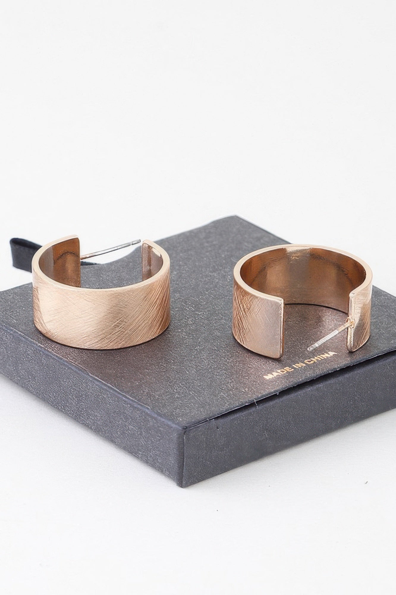 Crosshatched Wide Hoop Earrings