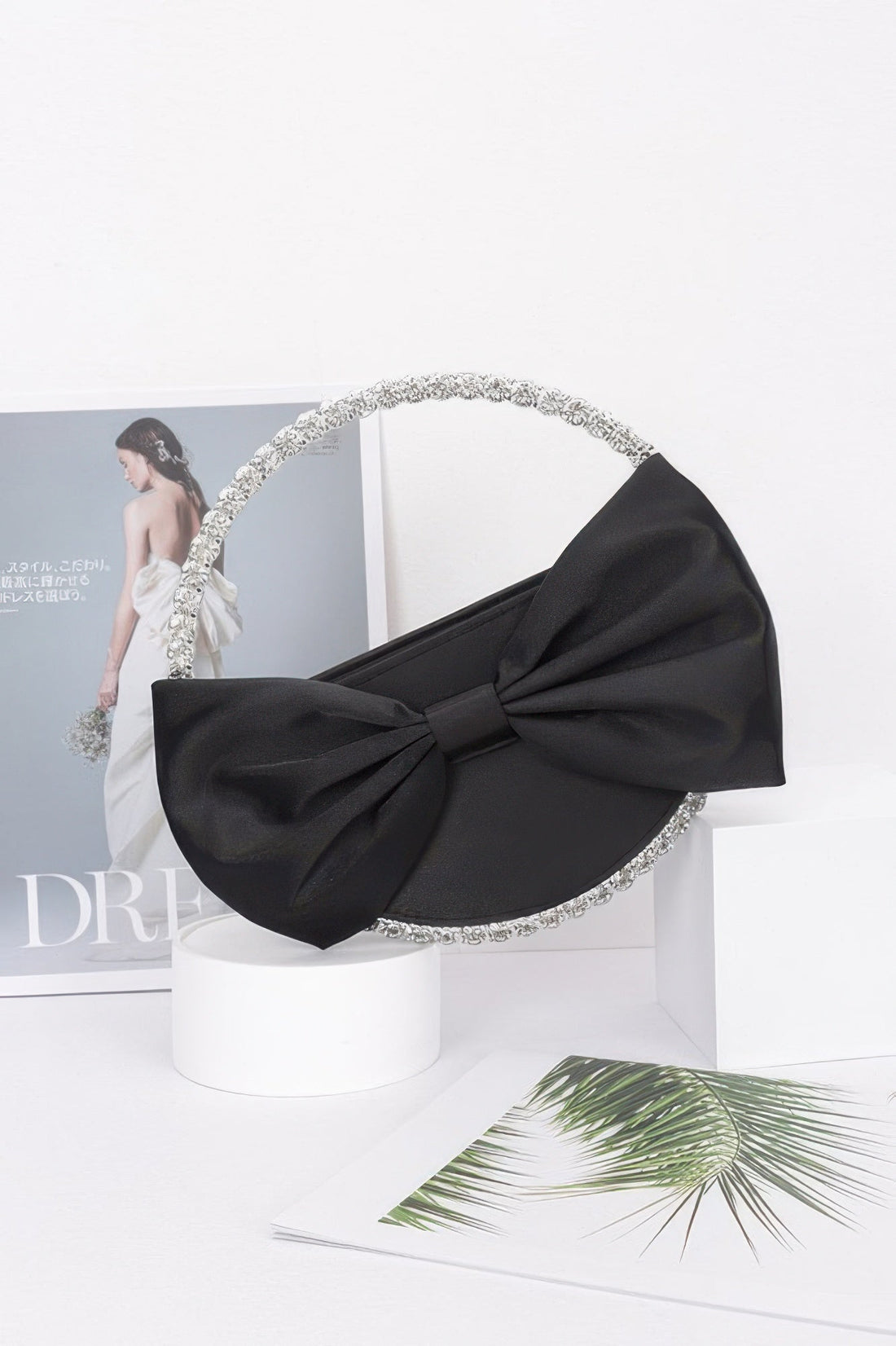 Satin Ribbon Round Rhinestone Metal Clutch
