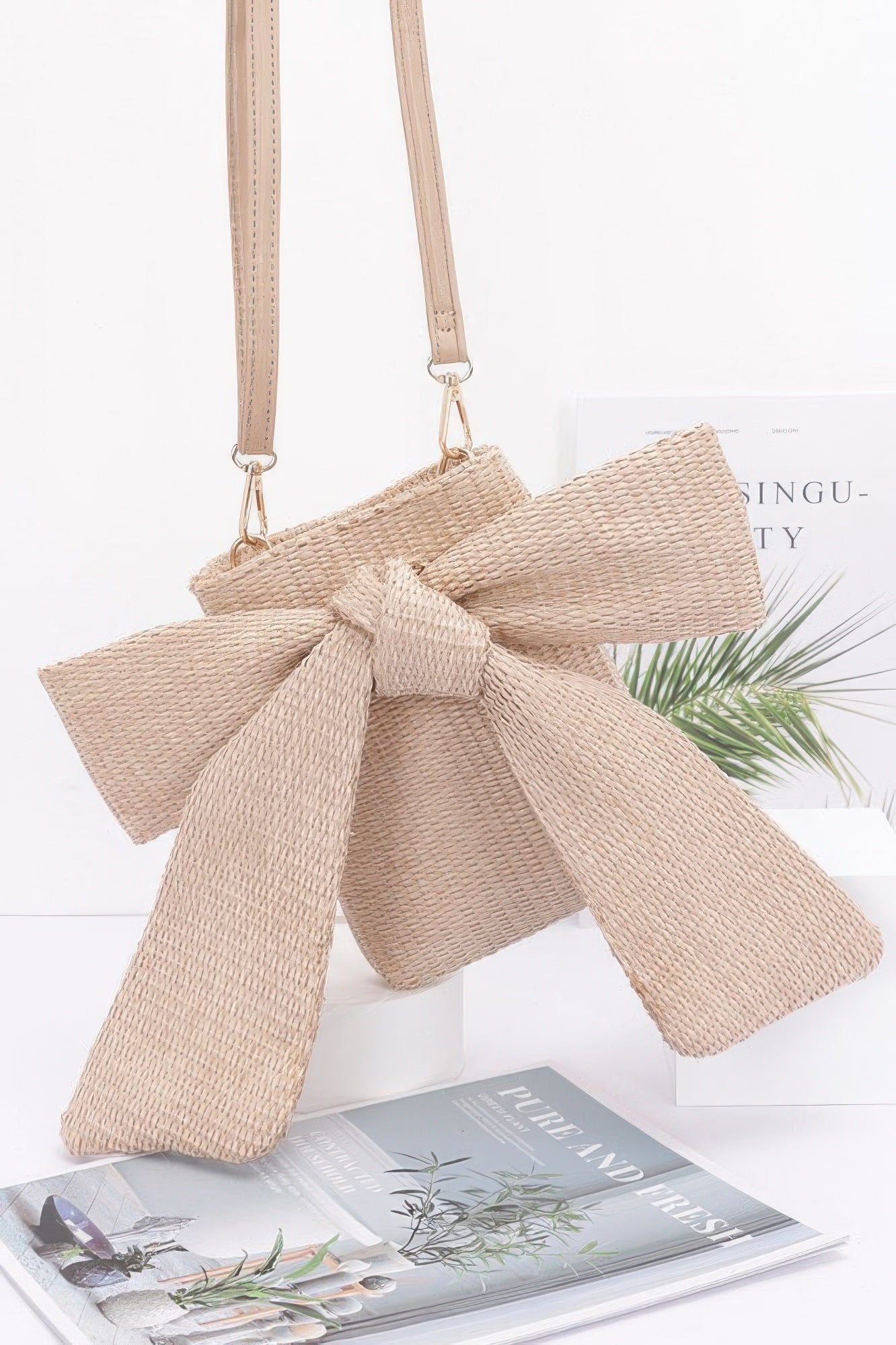 Bow Bliss Clutch