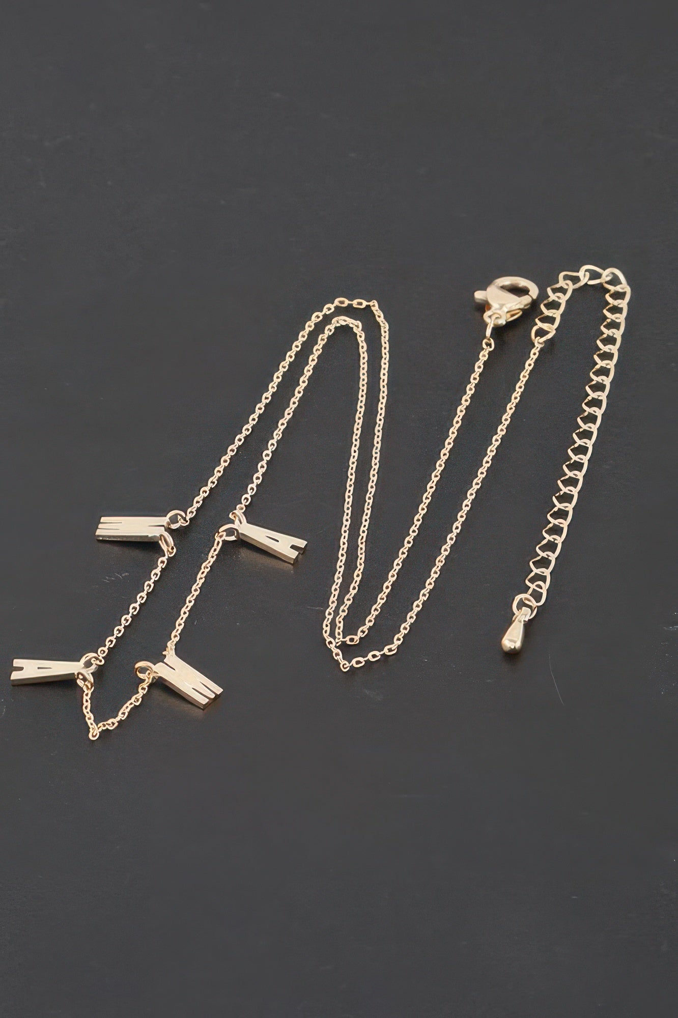 Mama Chain Necklace