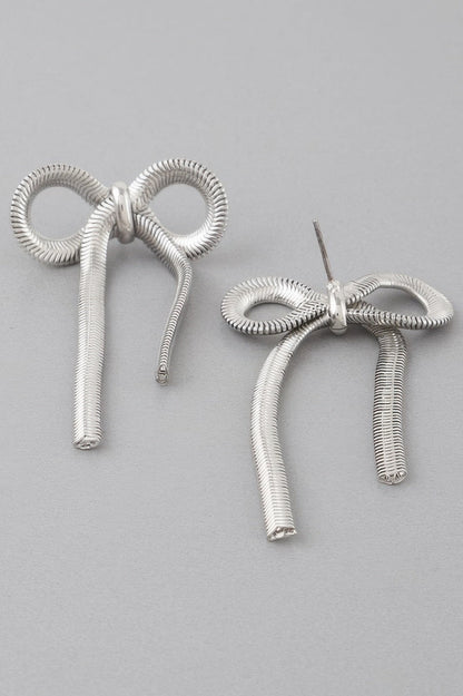 Snake Chain Ribbon Earrings