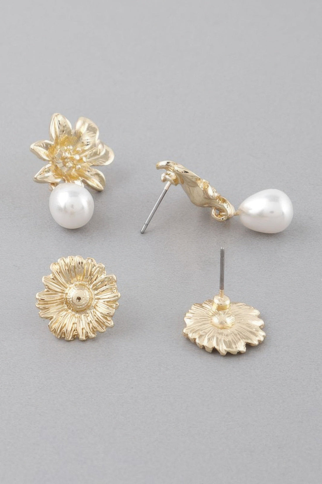 Daisy Pearl Stud Earrings