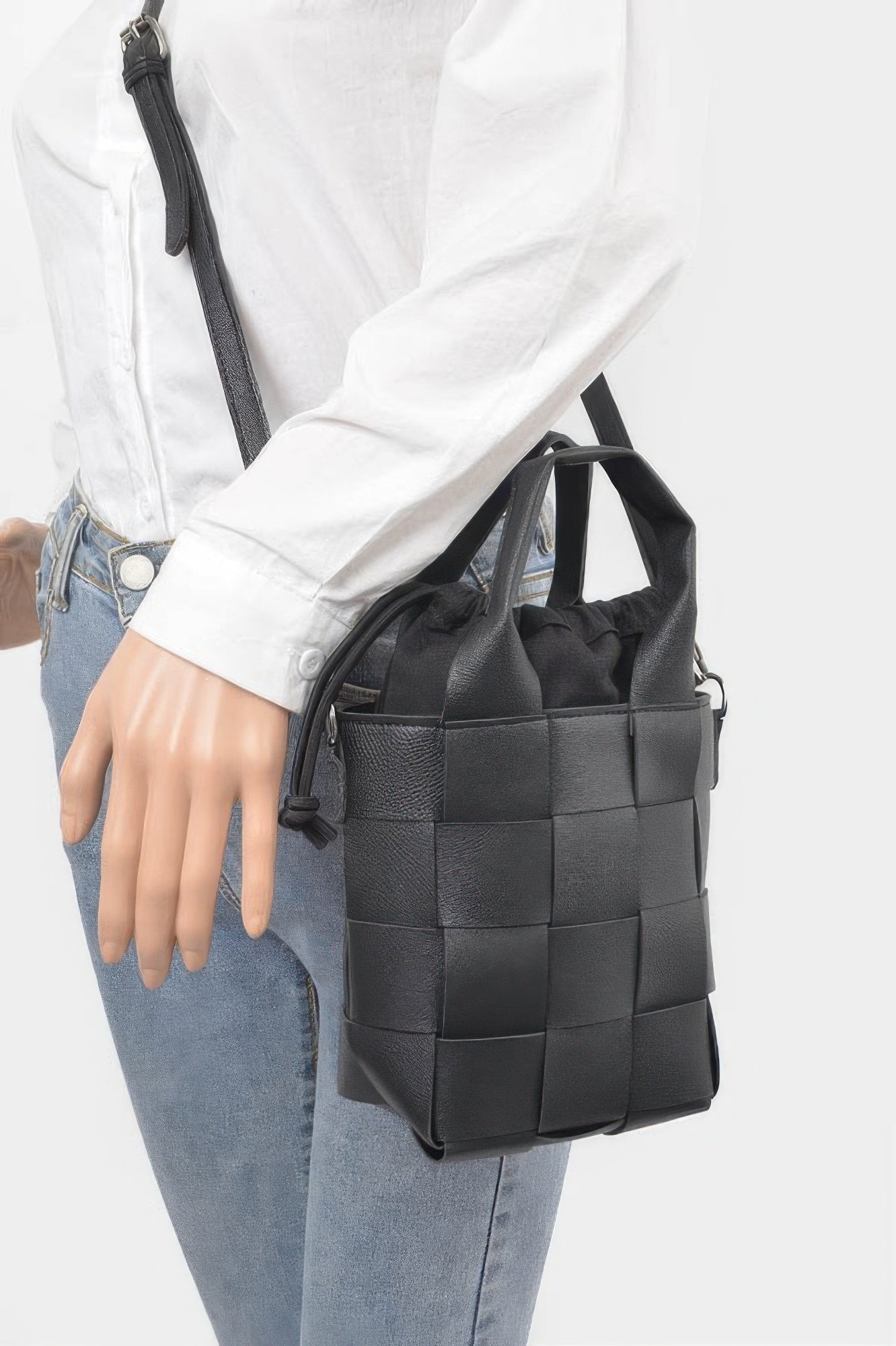 Faux Leather Braided Handle Bag W/canvas Pouch