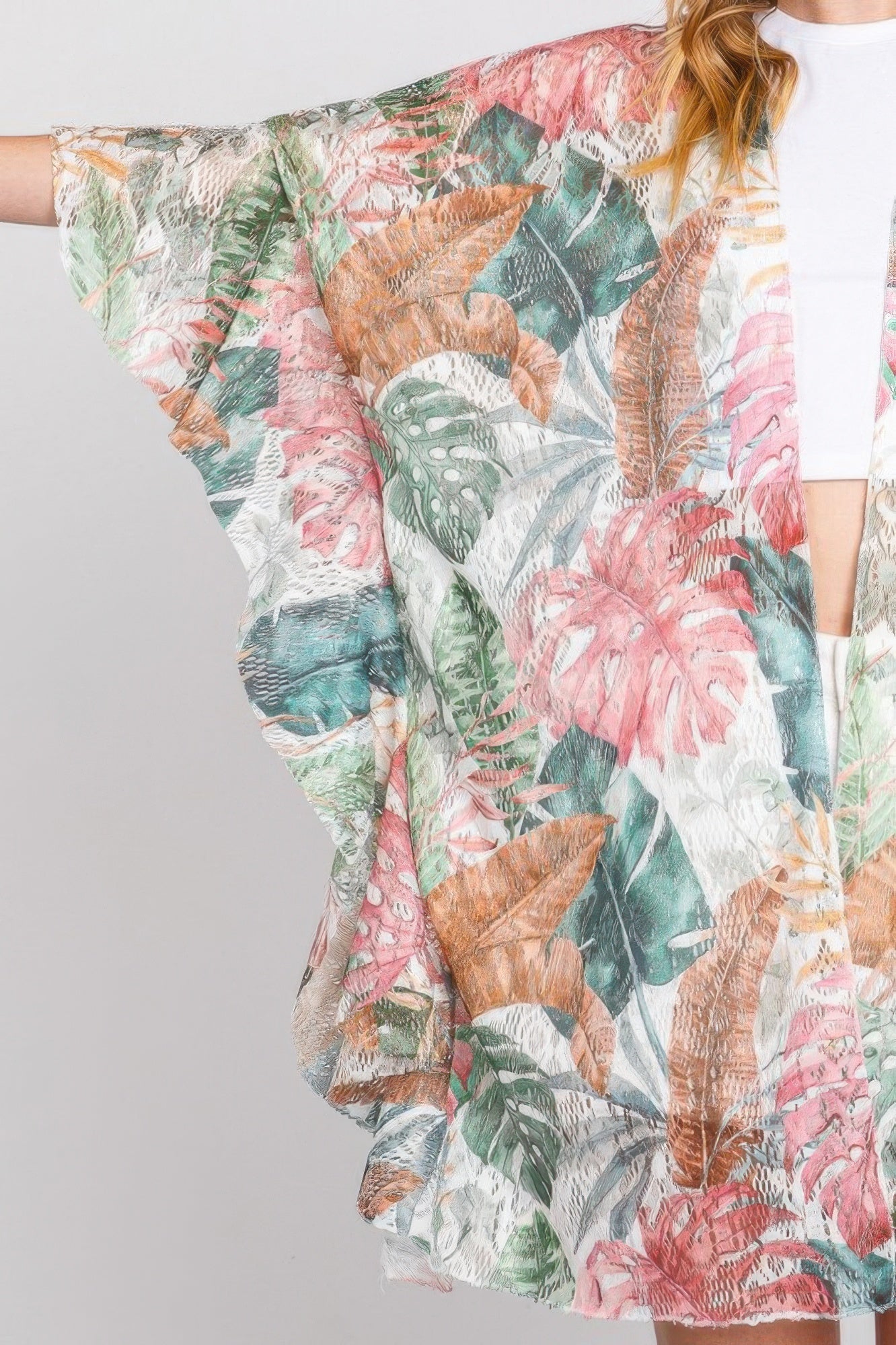 Ruffle Lined Tropical Leaves Print Open Frontcover