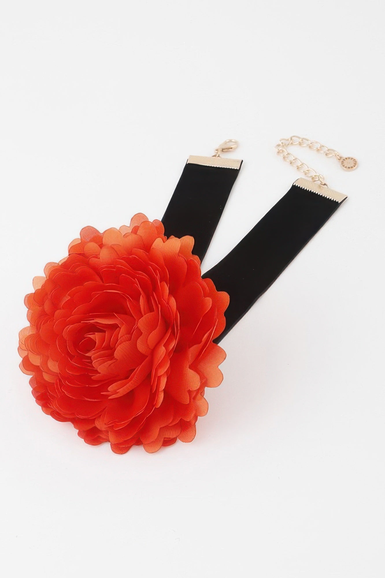 Layered Flower Petal Choker Necklace