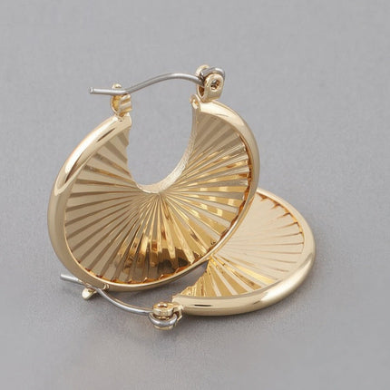 Rising Disk Hoop Earrings