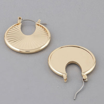 Rising Disk Hoop Earrings