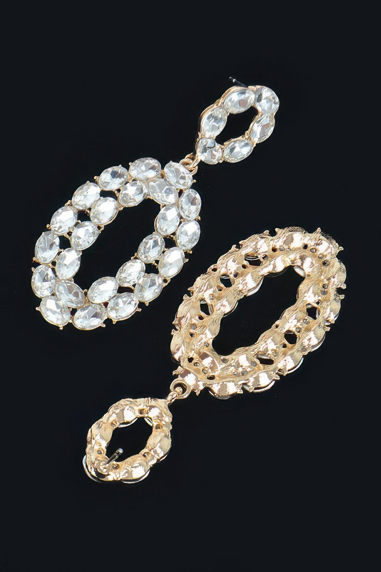 Rhinestone Oval Daggle Earring