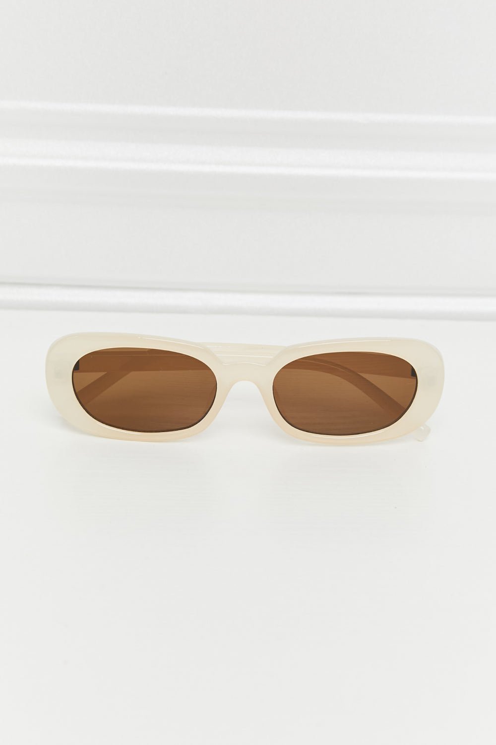 Oval Full Rim Sunglasses - Loving It Shop