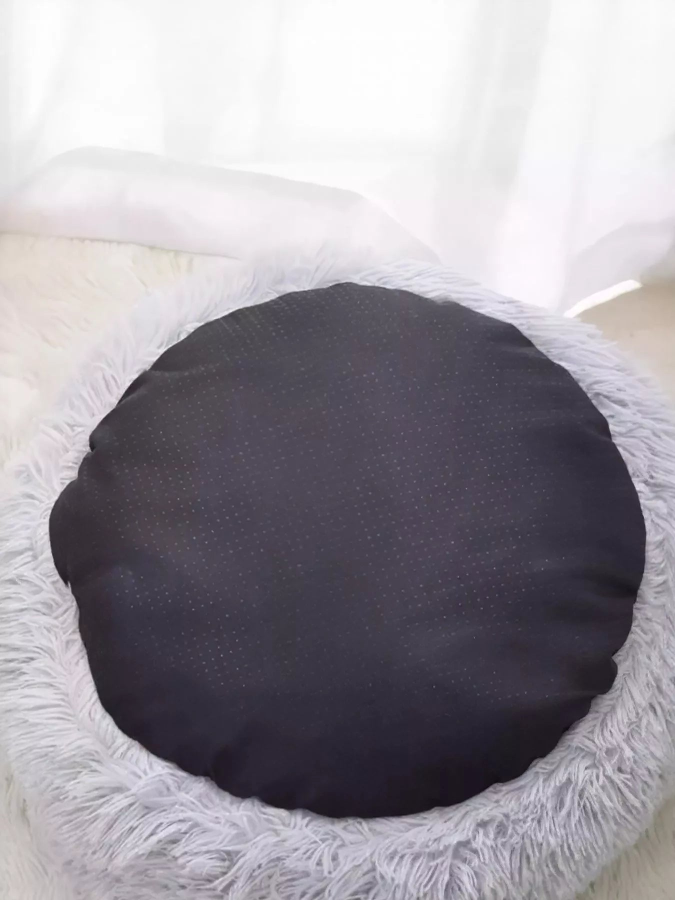 Round Plush Calming Pet Nest - Loving It Shop