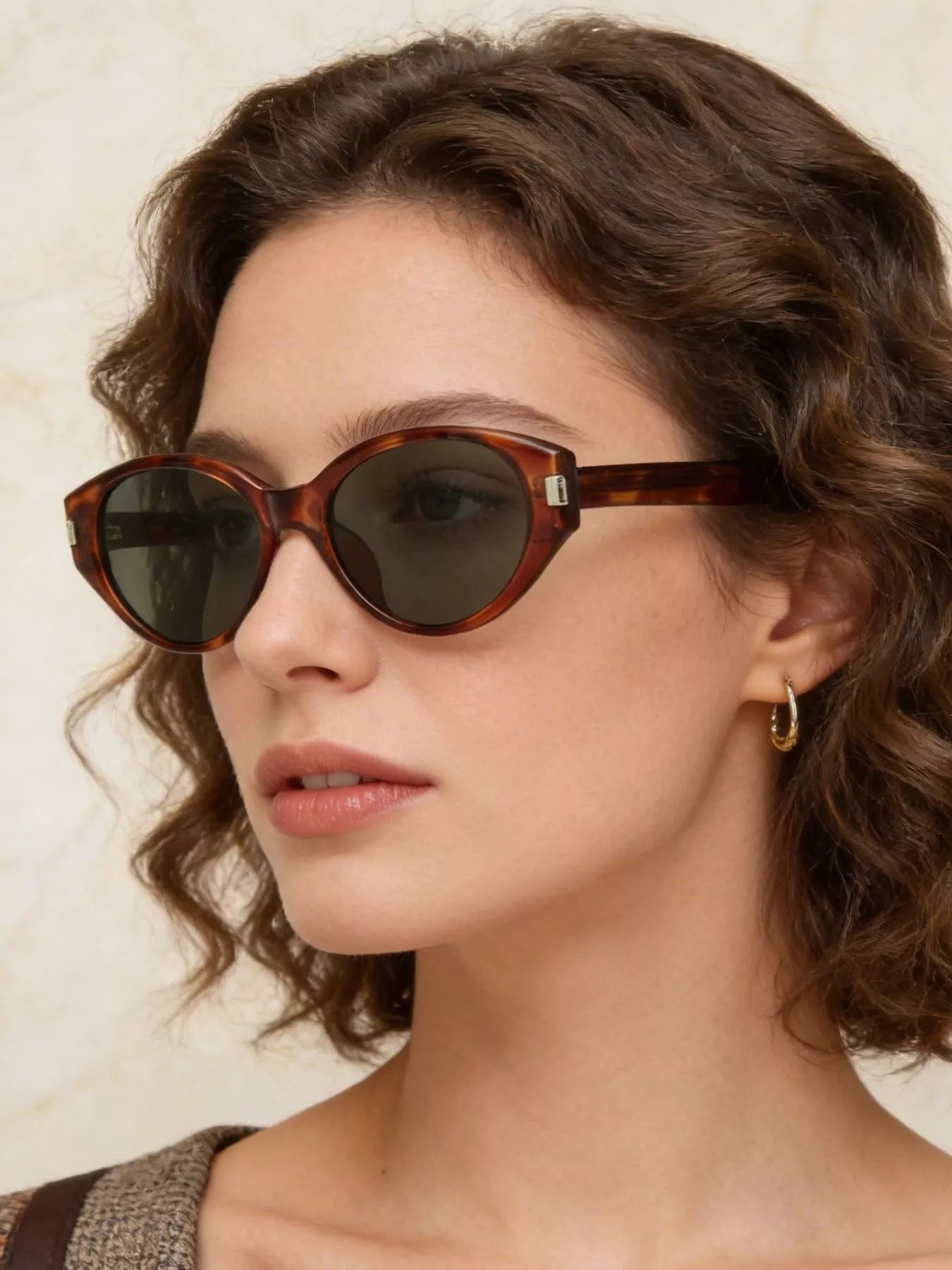 Lightweight Cat - Eye Sunglasses - Loving It Shop