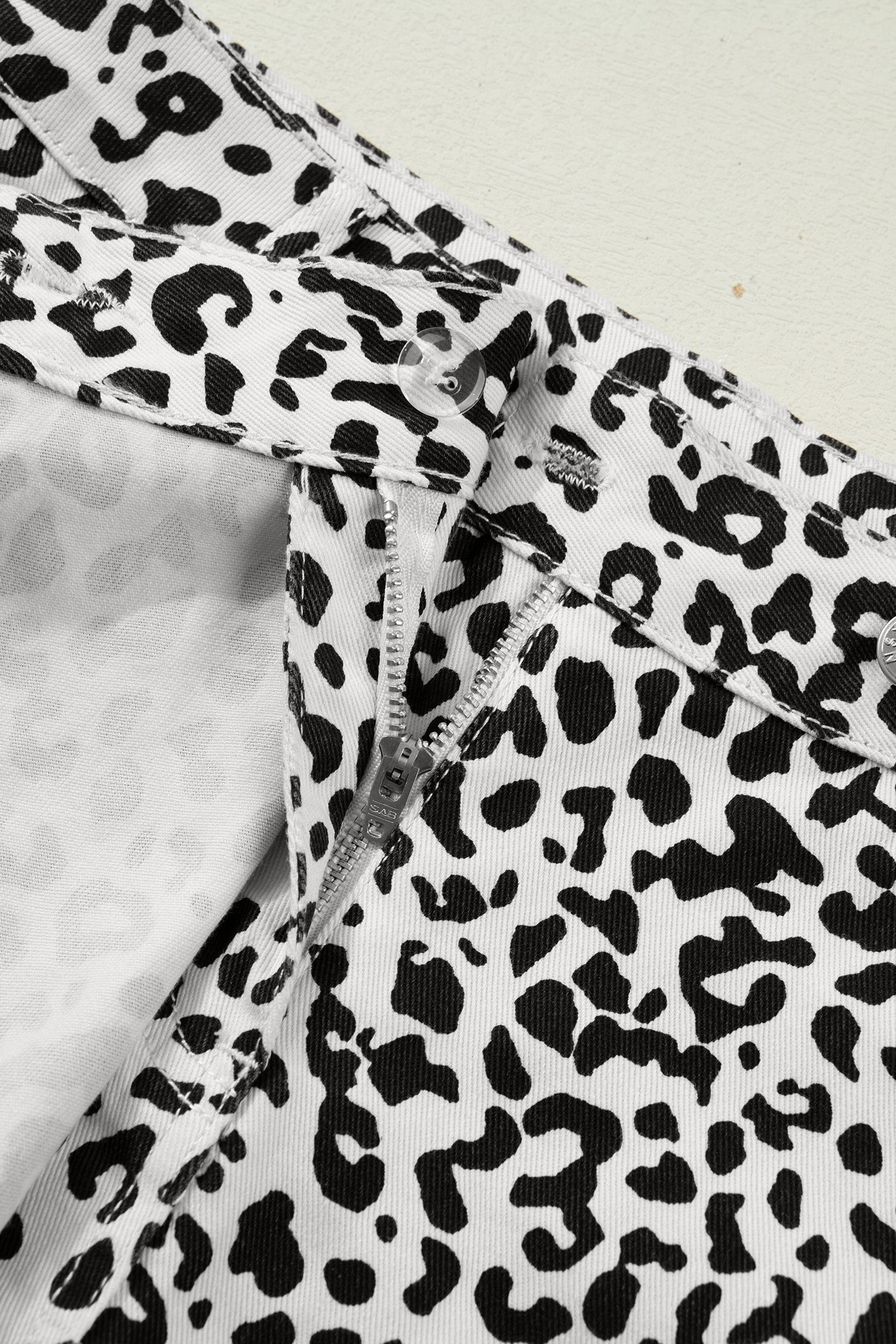 Brown Leopard Print Button Overlap Denim Shorts