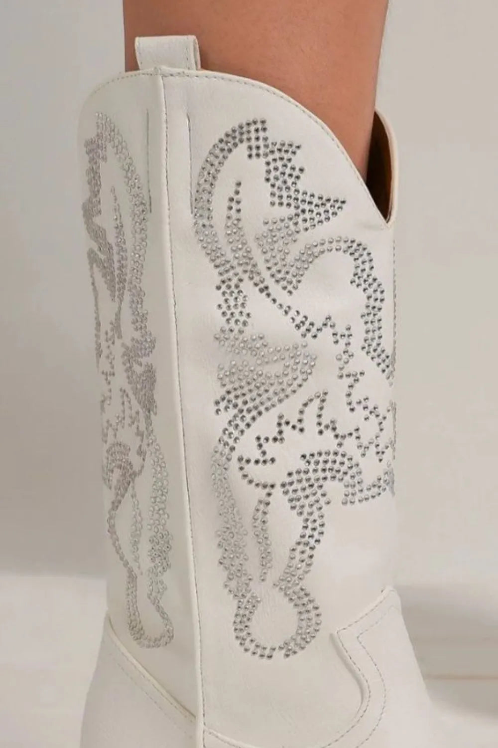 Fashion Rhinestone Detail Point Toe Boots