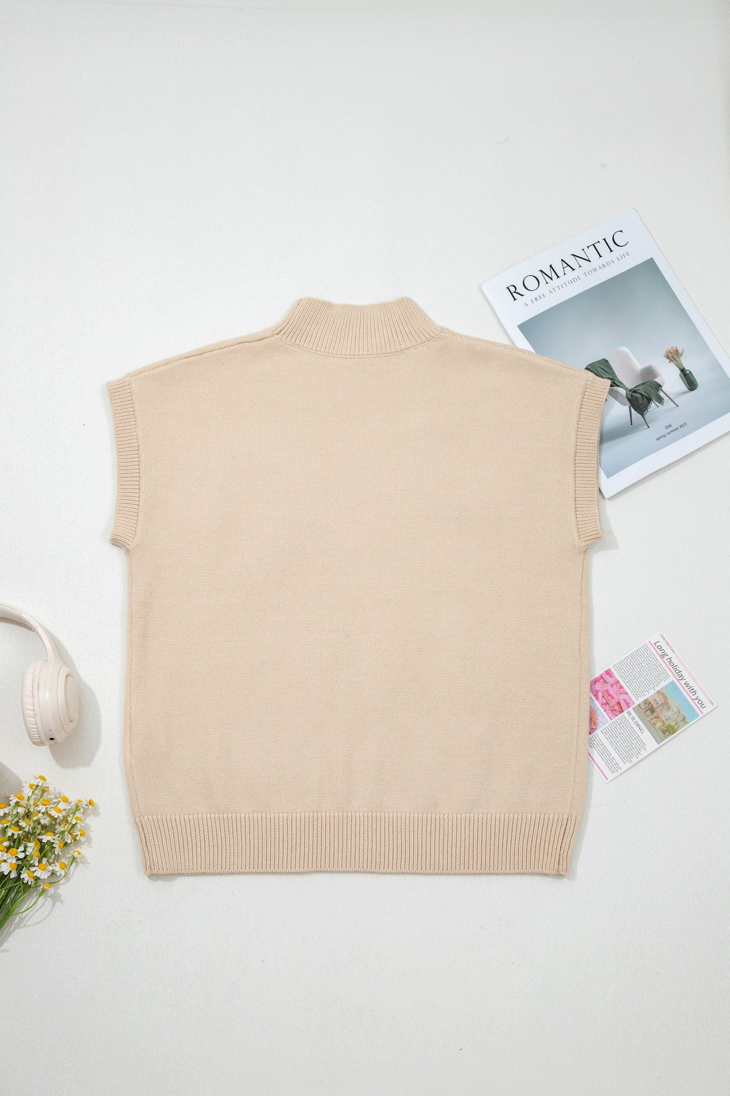 Parchment Corded Horseshoes Ribbed Trim Mock Neck Short Sleeve Sweater