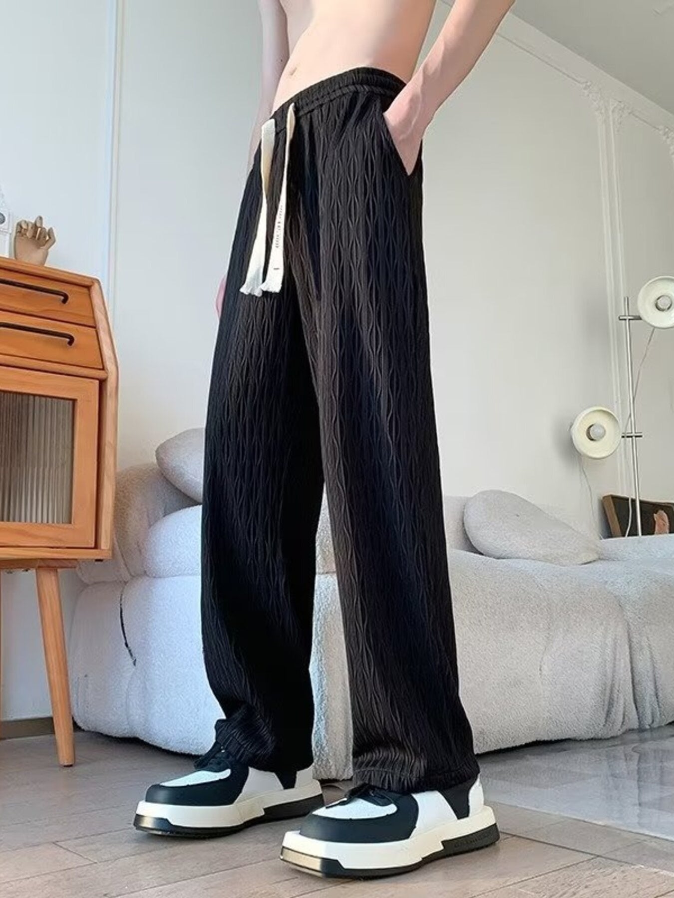 Men's Textured Wide-Leg Drawstring Pants