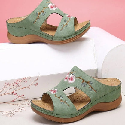 Wedge Heel Retro Stitched Embroidered Ethnic Style Women&