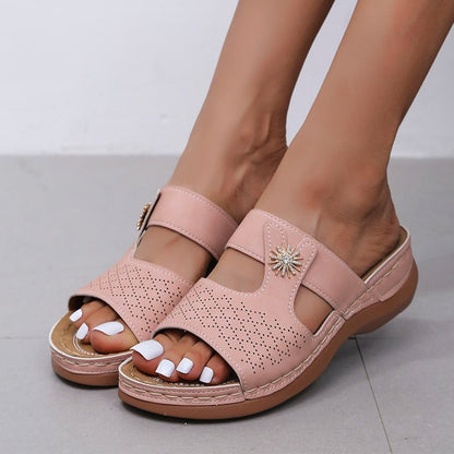 Embroidered Fish Mouth Women&