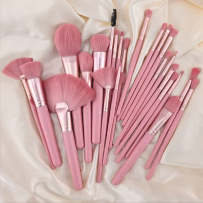 Makeup Brush &amp; Puff Travel Set