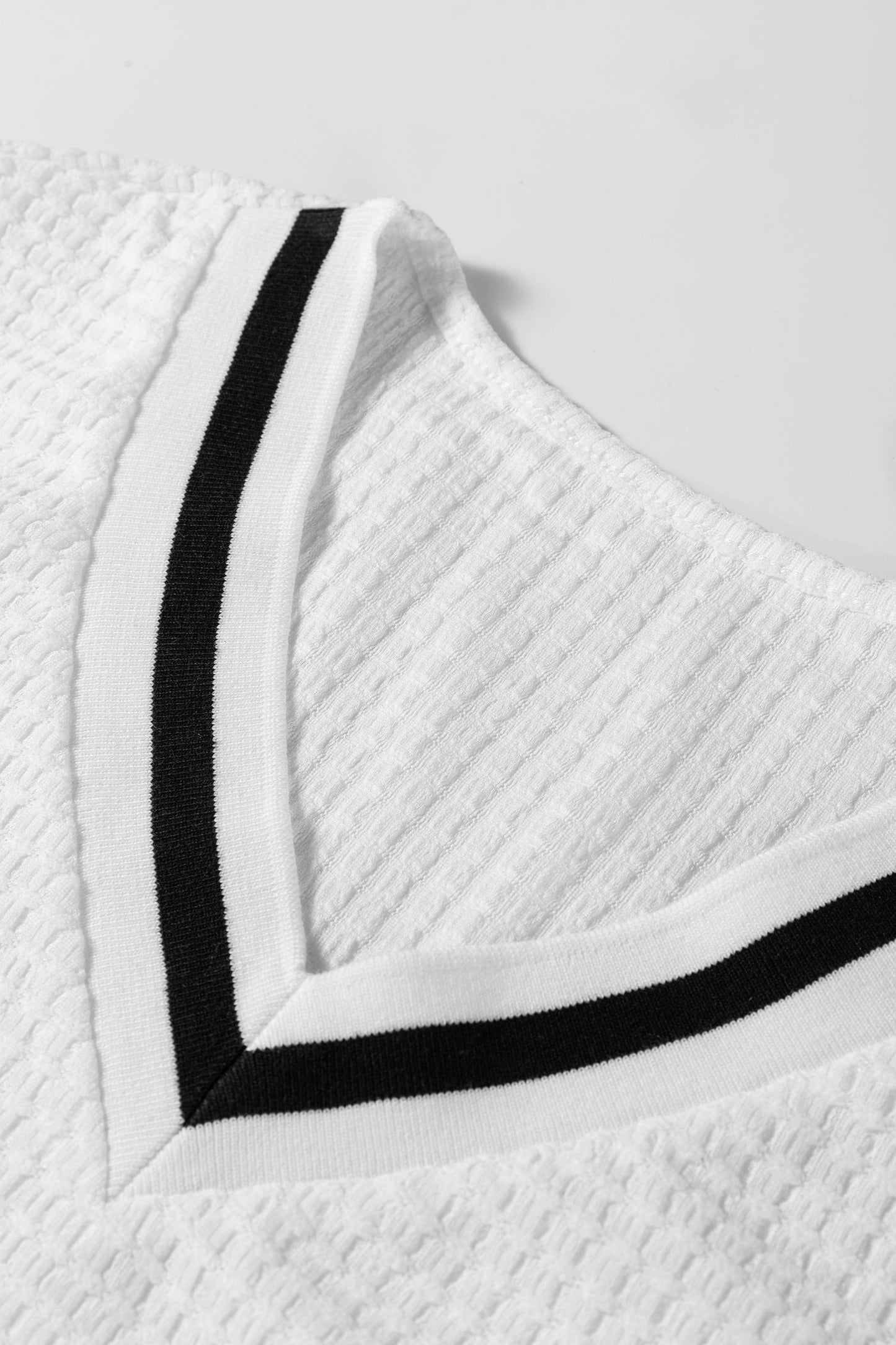 White Textured Knit Preppy Striped Trim V Neck Pullover Waffle Top