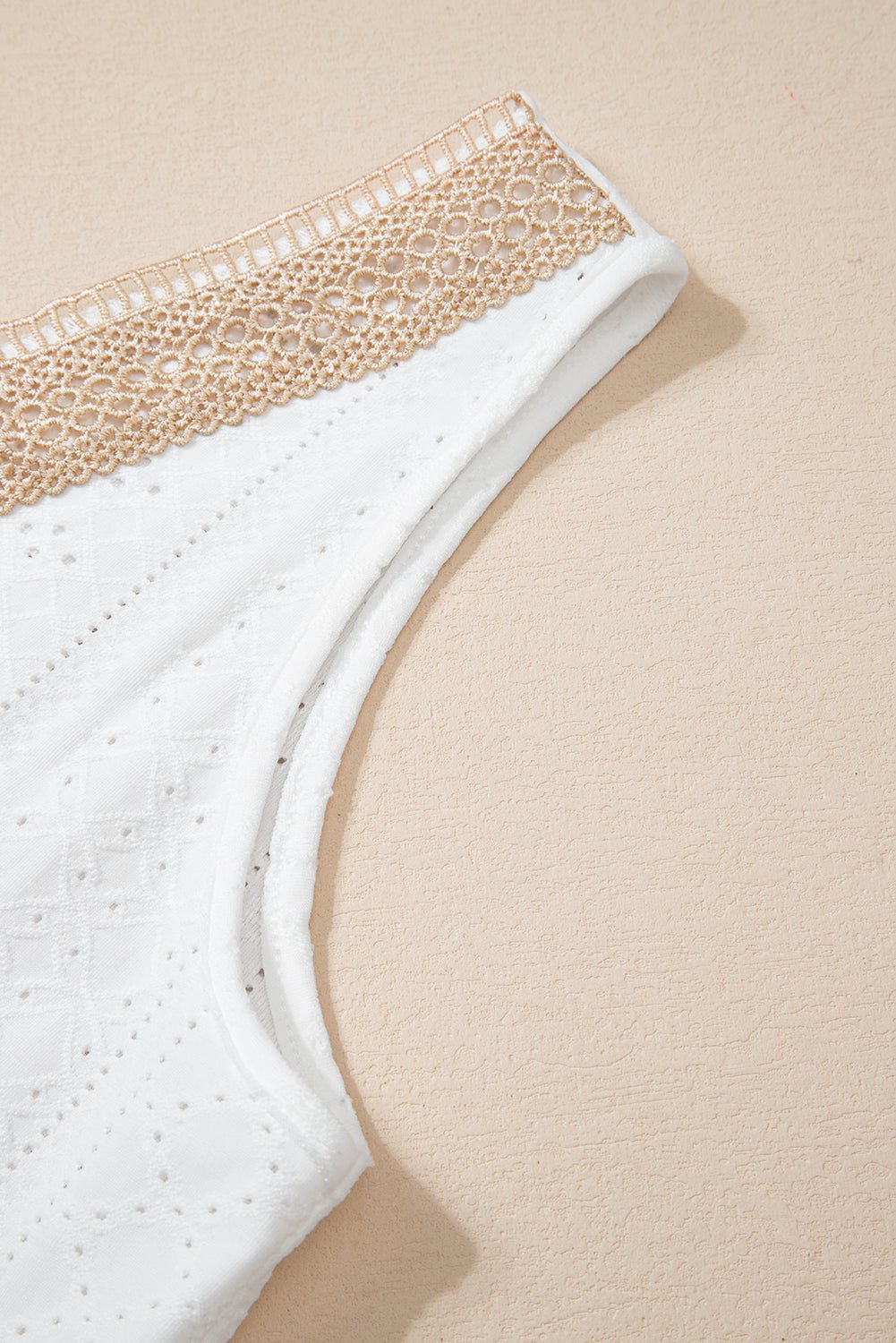 White Lace Crochet Splicing V Neck Loose Fit Tank Top - Loving It Shop