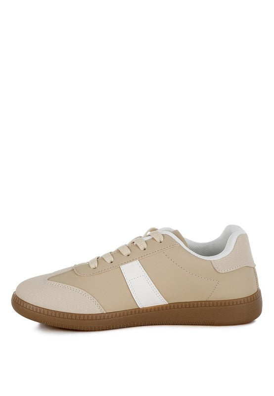Crossover Classic Lace-Up Flatform Sneaker