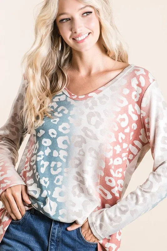 Gradation Leopard Print Textured Knit Top