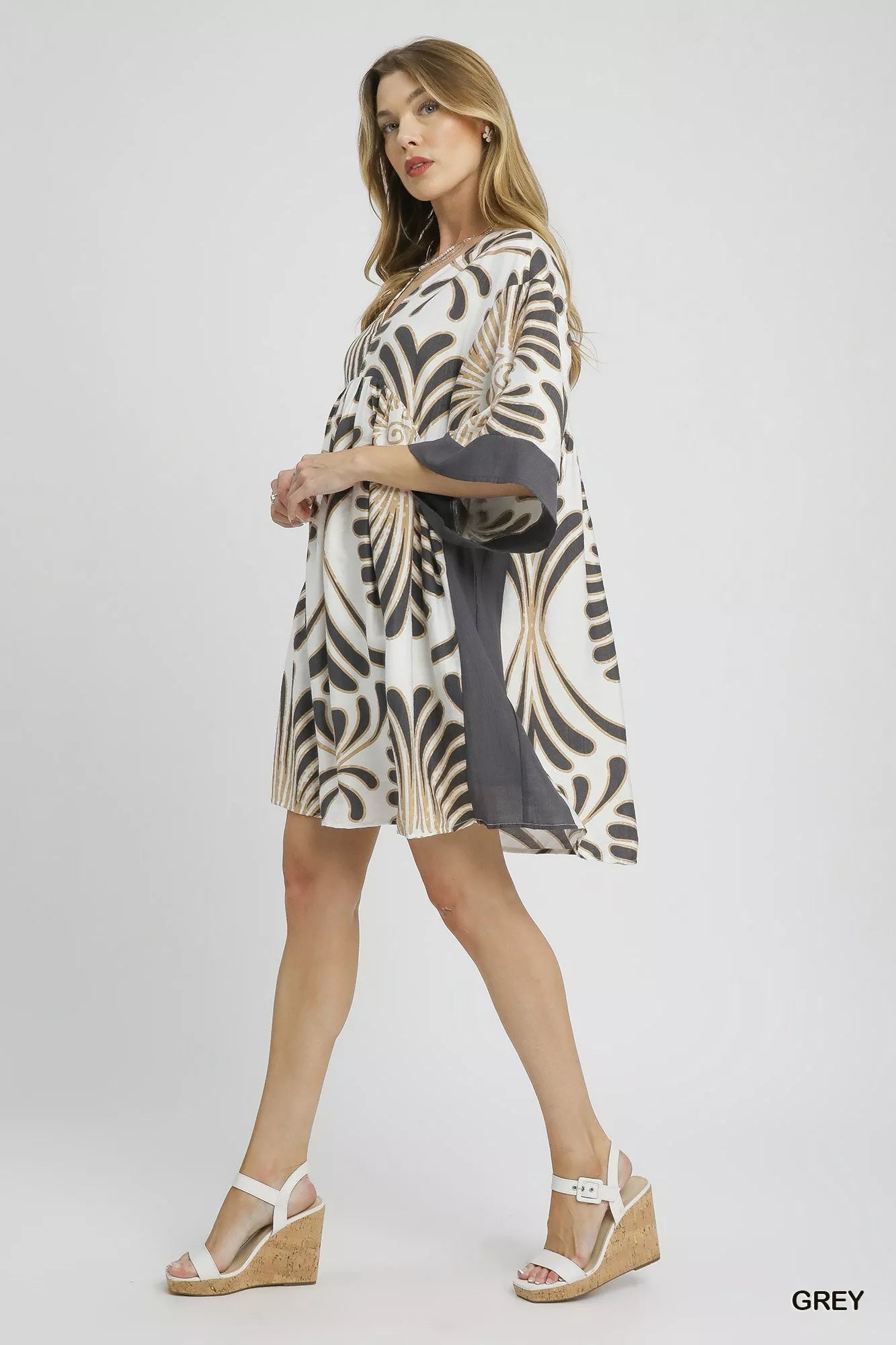 Abstract Print Kimono Sleeve Mini Dress