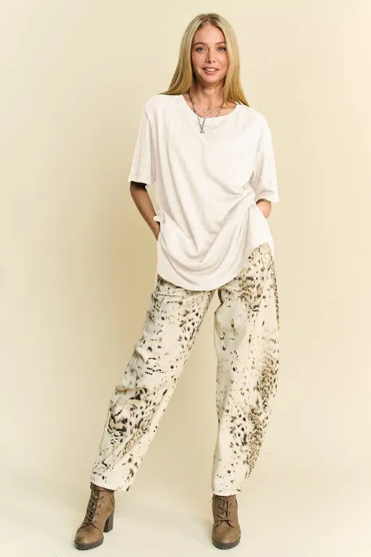 Davi &amp; Dani Short Sleeve Side Slit T-Shirt with Pockets