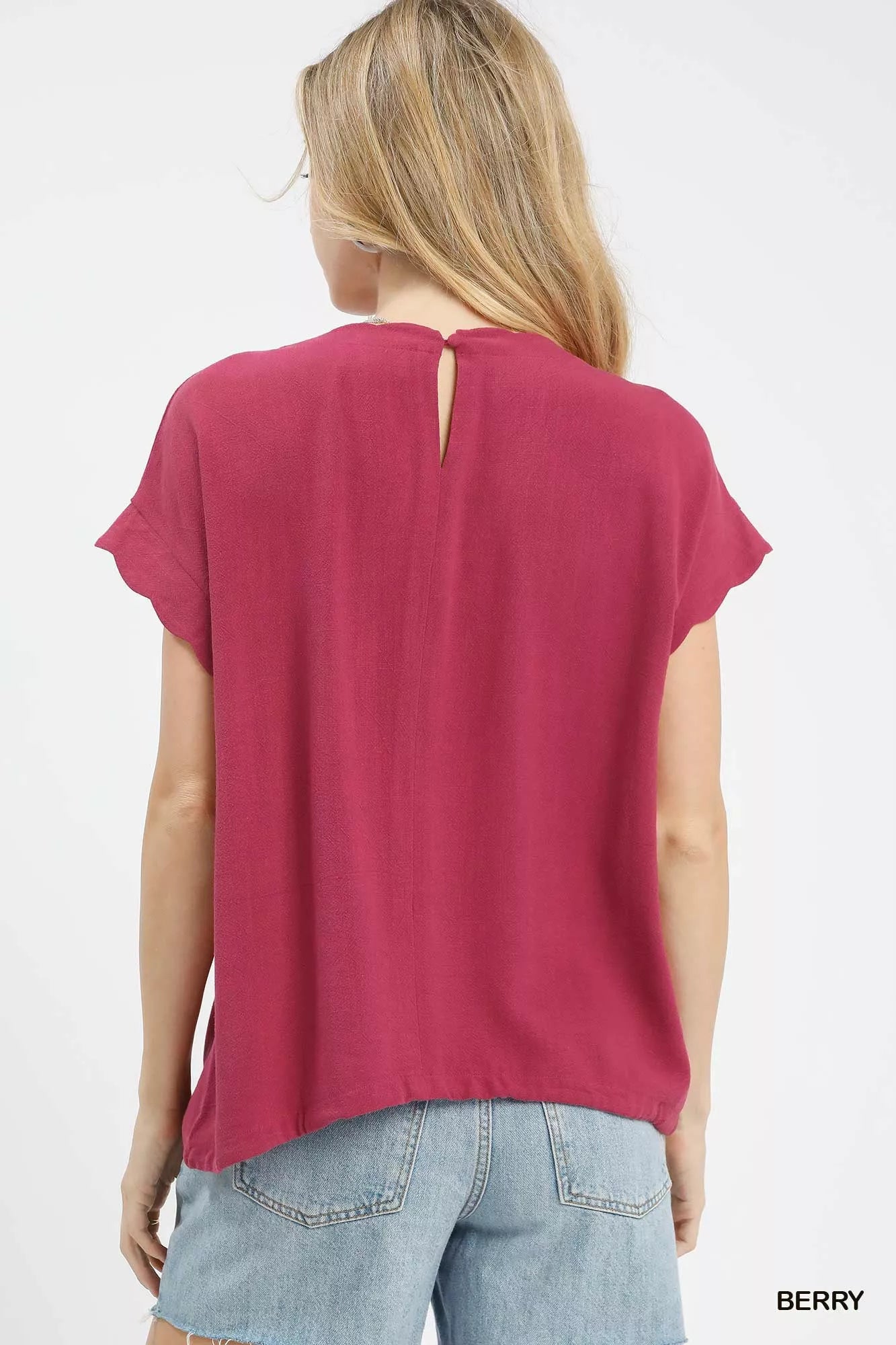 Linen Scalloped Round Neck Top