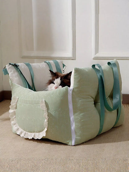 Comfortable &amp; Secure Pet Car Seat Carrier