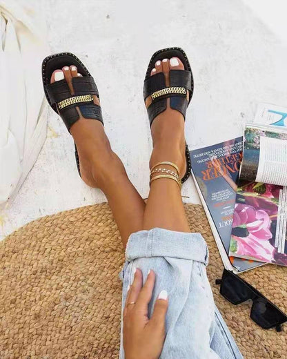 Beach Casual Flat Heel Chain One-line Women&