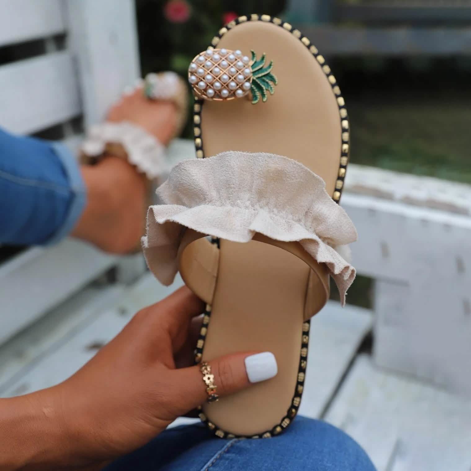 Faux Pearl &amp; Pineapple Decor Toe Post Thong Sandals